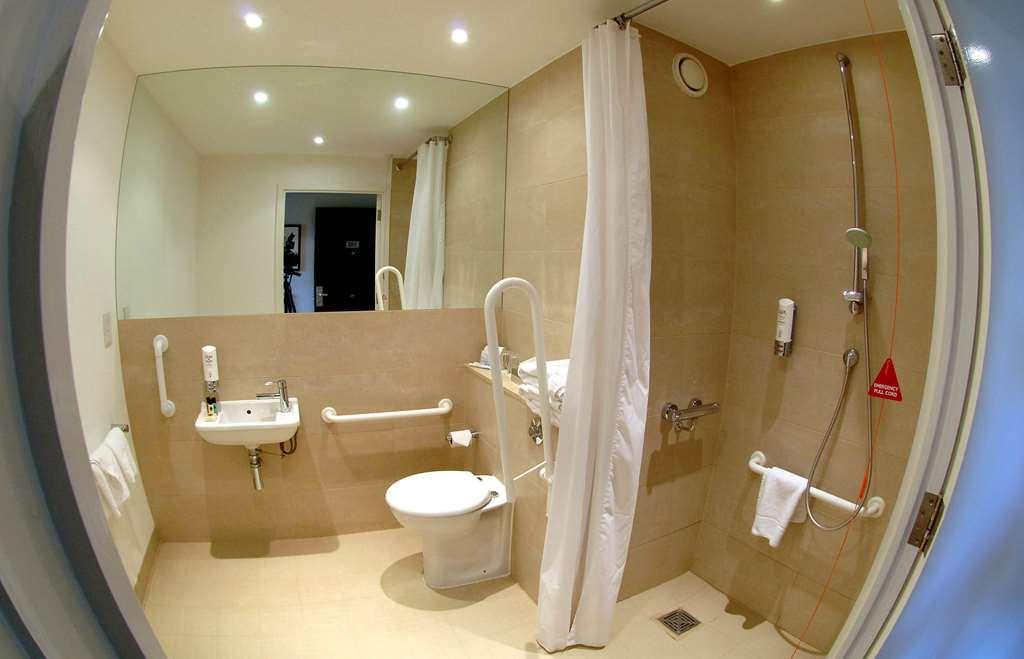International Hotel Telford Quarto foto